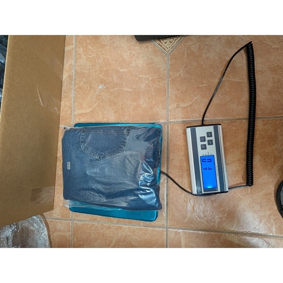 Wrangler Denim Shorts Mens 34 Blue Jean Shorts - Picture 7 of 7